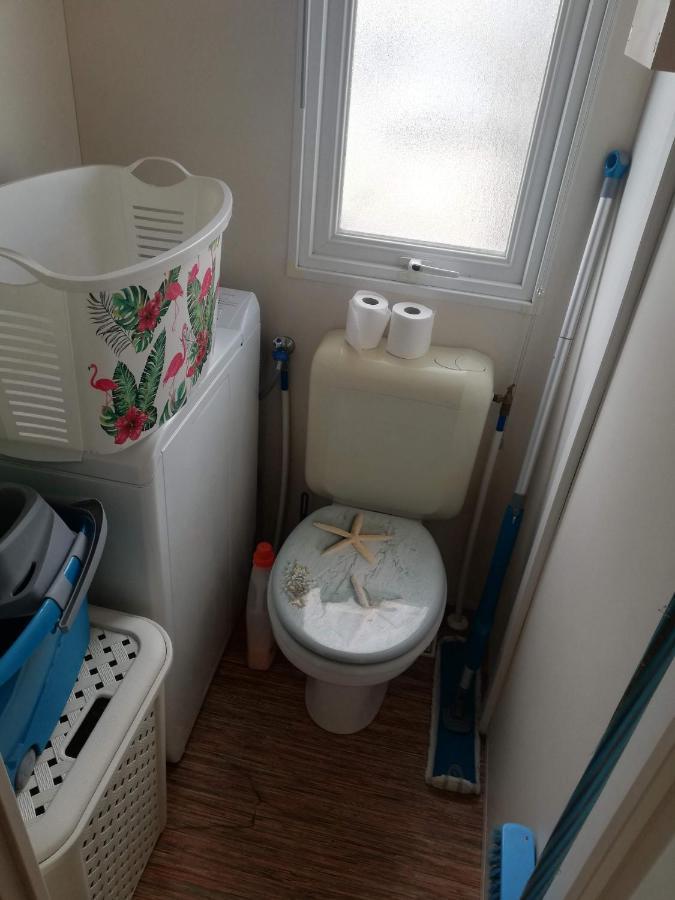 Grand Mobil Home 3Chbr 2Sdb Camping La Carabasse Vias Kültér fotó