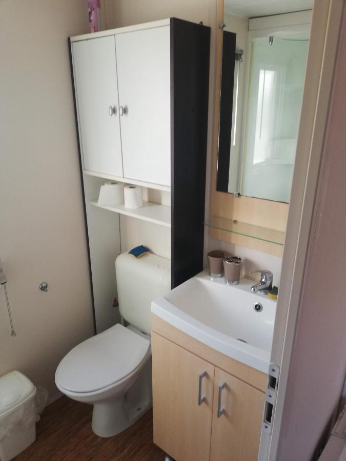 Grand Mobil Home 3Chbr 2Sdb Camping La Carabasse Vias Kültér fotó