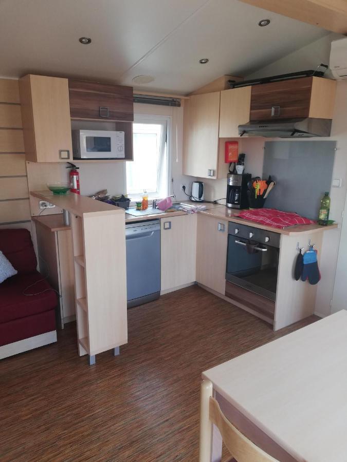 Grand Mobil Home 3Chbr 2Sdb Camping La Carabasse Vias Kültér fotó